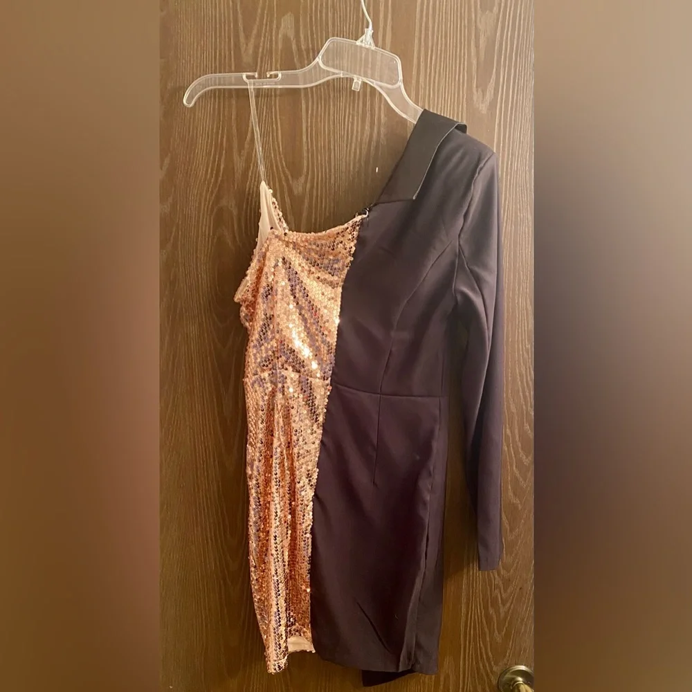 Mini Dress - Picture 2 of 4